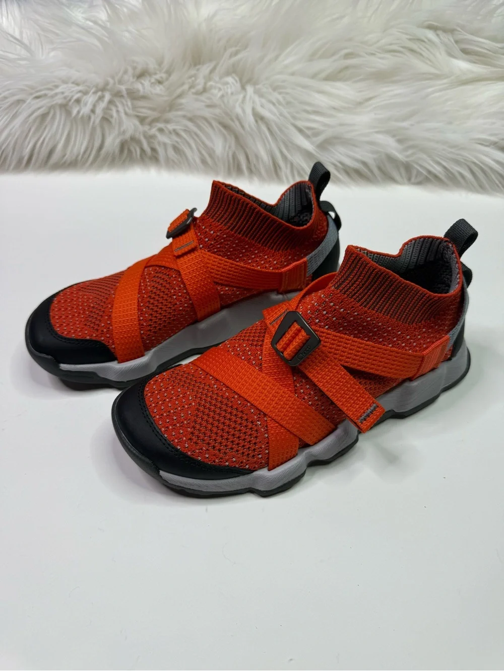 Chaco Orange Knit Strap Women Sneaker Boot Walking Hiking Size 7 New